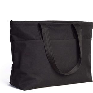 Moment Tech Tote 19L - Multifunctional, Water-Resistant Travel Tote